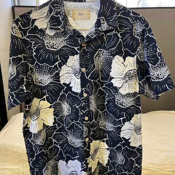 Folk Navy Print Short Sleeve Shirt - size S - Picture 1 of 3